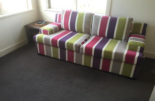 Lower Hutt House | Davidsons Luxury Homestay