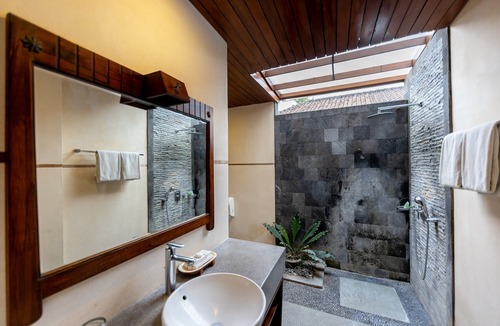 Penestanan Resort | De Munut Balinese Resort & Spa