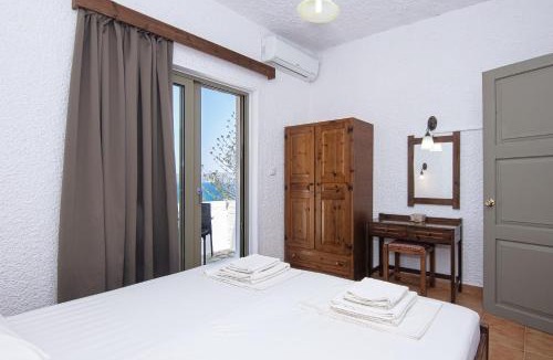 Trachilos Hotel | Delfini Apartments