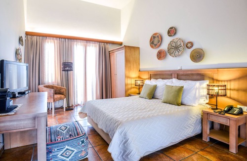Varos Hotel | Deluxe Double Room/Varos Village Boutique Hotel