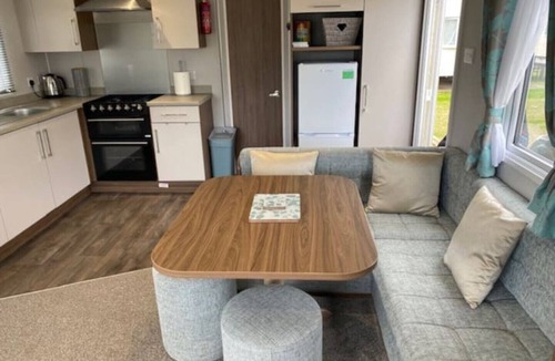 Prestonpans House | Deluxe, Spacious, Modern 3 Bedroom Holiday Home