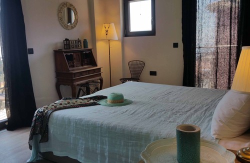 Agia House | Deluxe Suite - Zpoint
