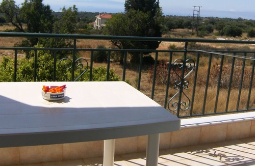 Karavados Apartment | Dendias Studios Self Catered Apartments Karavados Kefalonia Greece
