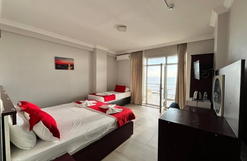 Buyukcekmece Hotel | Deniz Otel