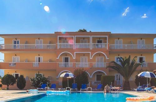 Agrilia Hotel | Derekas studios & apartments