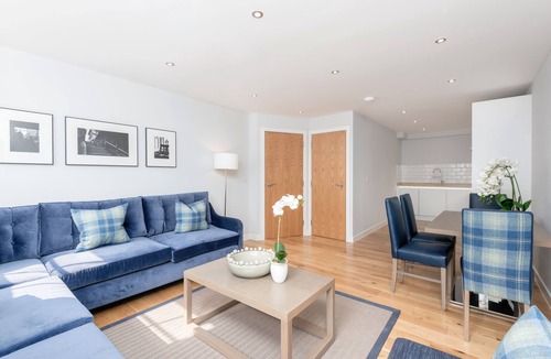 Old Town Apartment | Destiny Scotland Royal Mile Residence