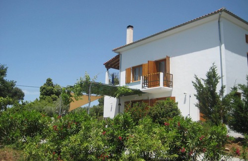 Lafkos Apartment | Detached, new house with stunning panoramic views of the village and the sea