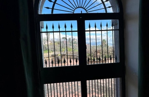 Coste Apartment | Detached studio with pool in ancient villa on Etna