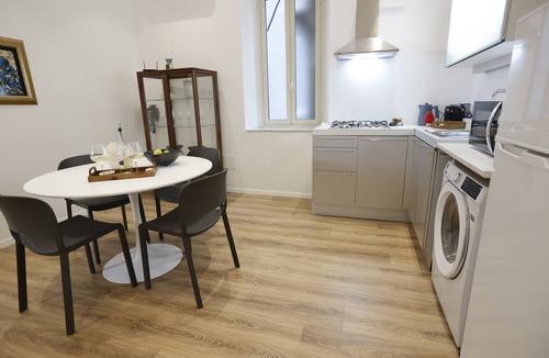 Ruggero Settimo Apartment | Devalù Politeama elegante appartamento al centro