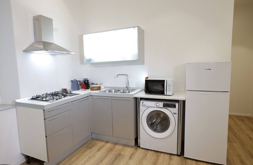 Ruggero Settimo Apartment | Devalù Politeama elegante appartamento al centro