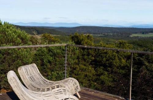 Port Arthur House | Devil's Lair, self-contained eco cabin at McHenry Distillery & Brewery