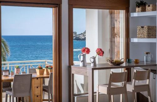 Lygaria House | Diamanti Residence Beachfront Orange apt-Ligaria