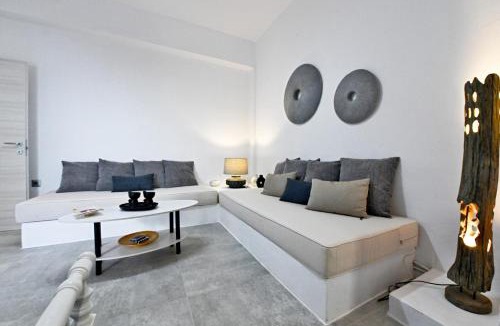 Korissia House | Diamond, a modern and stylish house, near the shops and restaurants in Korissia