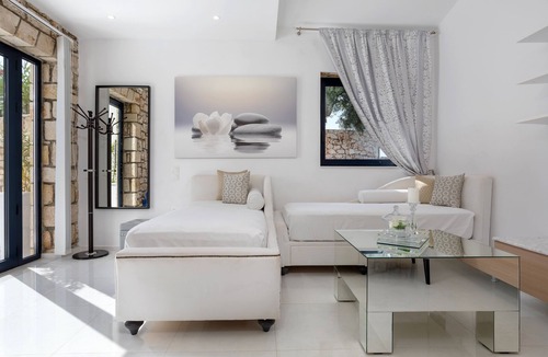 Korithi Villa | Dion Villa