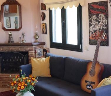 Alonia Apartment | Dionysias House With A Sea View Veranda