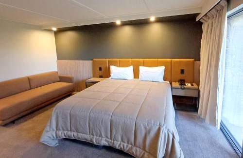 Twizel Hotel | Distinction Mackenzie Country Hotel