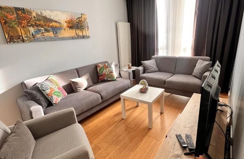 Bagcilar Apartment | Divan Residence - Güneşli Near Ataköy Metro Station