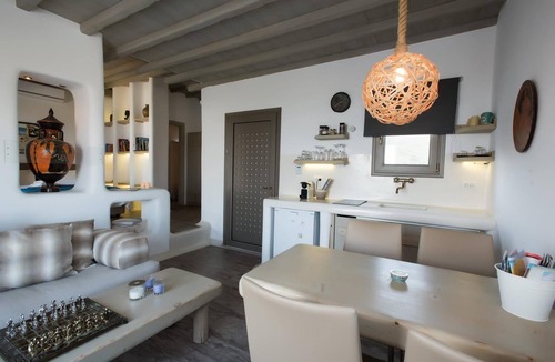 Plintri Apartment | Divine Mykonos Euterpe Suite, 2 BDR, Private Pool, Wonderful Sea Views
