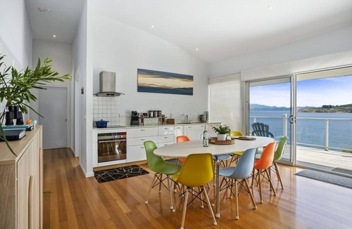 Primrose Sands House | Dolphin View Beach House