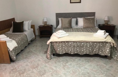 Castelbuono Apartment | Donna Teresa