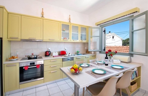 Gaios Apartment | Dora I Studio - Studio Apartment, Sleeps 3