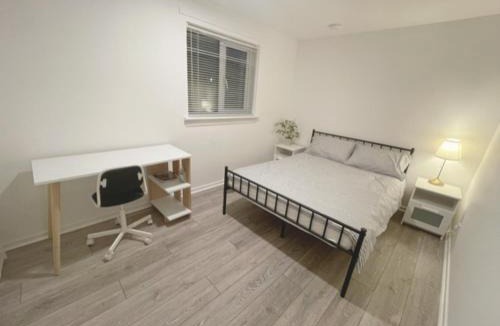 Gilmerton House | Double room in 3 bedroom house