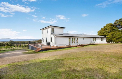 Adventure Bay House | Dreamscapes on Bruny Island
