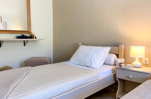 Menegata Apartment | Drosia ..Chic & Classic.. Triple Mountain View Room