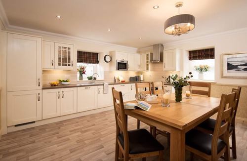 Melrose Cottage | DRYBURGH STEADING FOUR - by the River Tweed at Dryburgh, sleeping 4