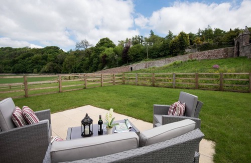 Melrose Cottage | DRYBURGH STIRLING ONE - sleeps 4 in 2 bedrooms near St Boswells