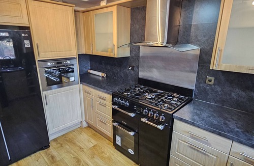 Bingham Bed & Breakfast | Duddingston Guest House - Room 1
