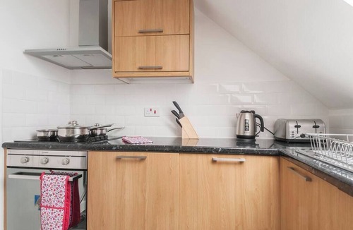 Dunbar Apartment | Dunbar High Street One Bedroom Apartment