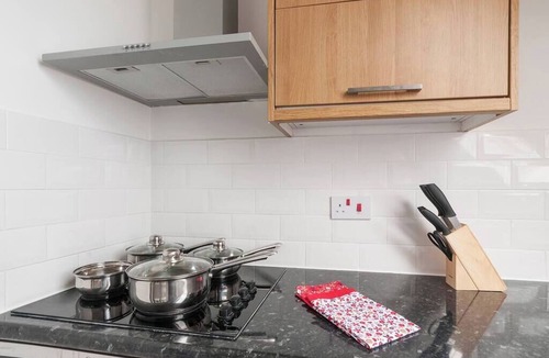 Dunbar Apartment | Dunbar High Street One Bedroom Apartment