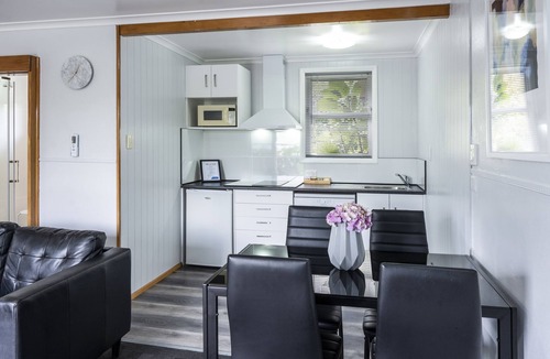 Taupo Hotel | Dunrovin Motel