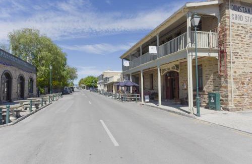 Clyde Hotel | Dunstan House