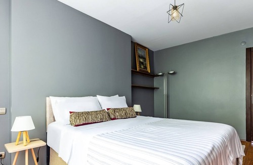 Uskudar Apartment | Duplex Flat w Panoramic Bosphorus View and Terrace