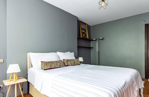 Uskudar Apartment | Duplex Flat w Panoramic Bosphorus View and Terrace