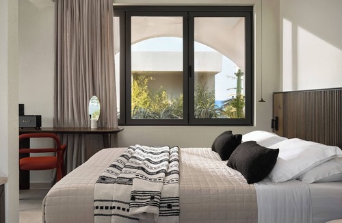 Misiria Hotel | Dyo Beach Suites