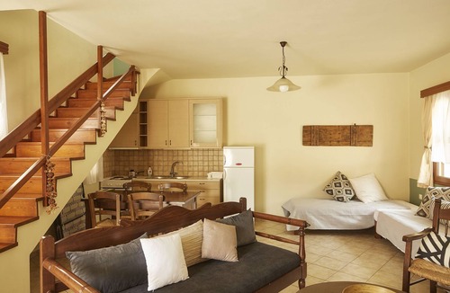 Asites House | Earino