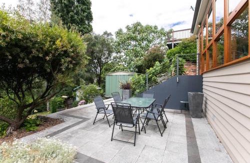 East Launceston Apartment | East Launceston with Views and Parking