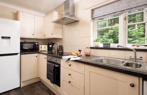 Galashiels Cottage | EAST LODGE, ASHIESTIEL- sleeps 4 by the River Tweed near Selkirk and Galashiels