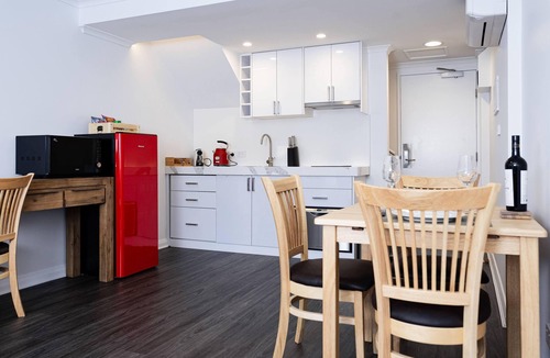 Battery Point Apartment | Easy walk to Salamanca and the waterfront with secure undercover parking
