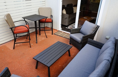 Battery Point Apartment | Easy walk to Salamanca and the waterfront with secure undercover parking