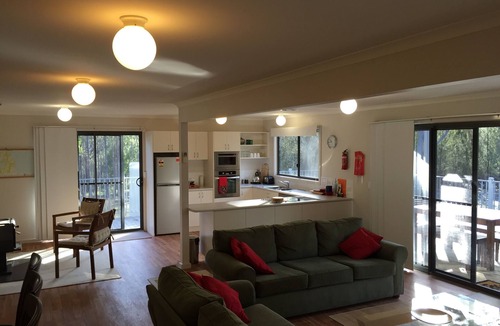 North Bruny House | Echidna on Bruny, luxury within island bushland