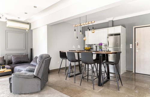 Glyfada Apartment | Eclipse Riviera Cinema