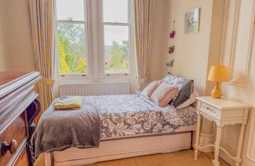 Wetheral House | Eden Mount, Wetheral, characteful, spacious home overlooking village green, close to M6