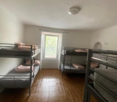 Slateford Hostel | Edinburgh West Side Hostel