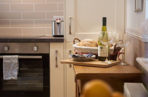 Gattonside Apartment | EILDON VIEW - in the pretty market town of Melrose, near to the countryside