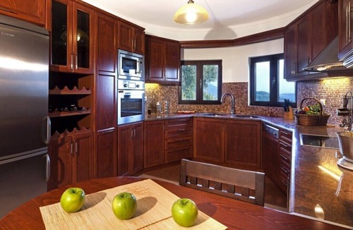 Kato Pavliana Villa | Elegant 4-Bedroom Villa with Private Pool & BBQ