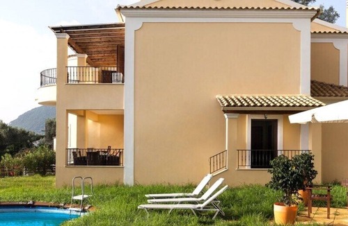 Kato Pavliana Villa | Elegant 4-Bedroom Villa with Private Pool & BBQ